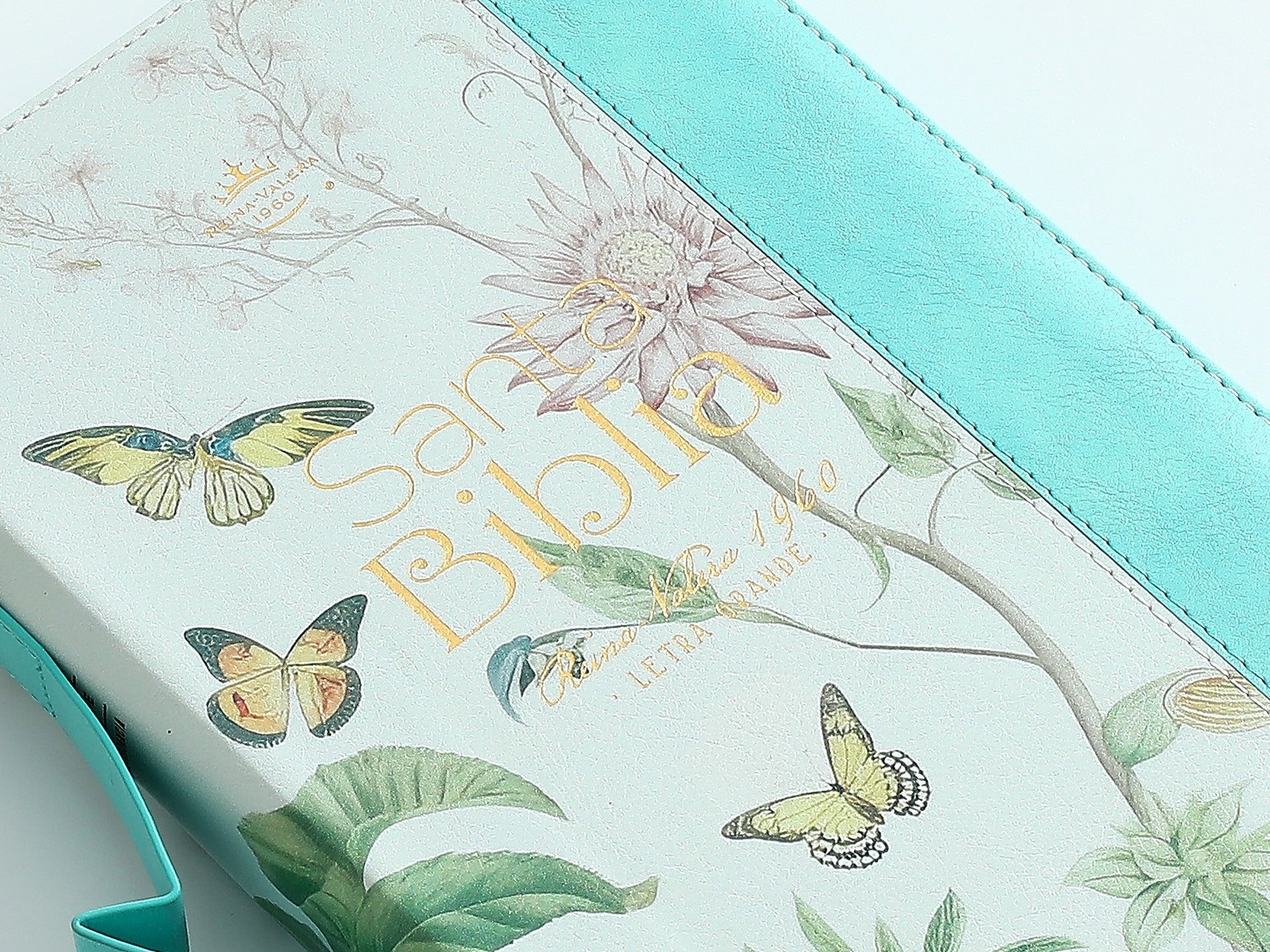 Biblia Reina Valera 1960 · 13,8x21,2 cm · Letra grande 12,5 pt · Con cierre e índice · Colección Pretty turquesa