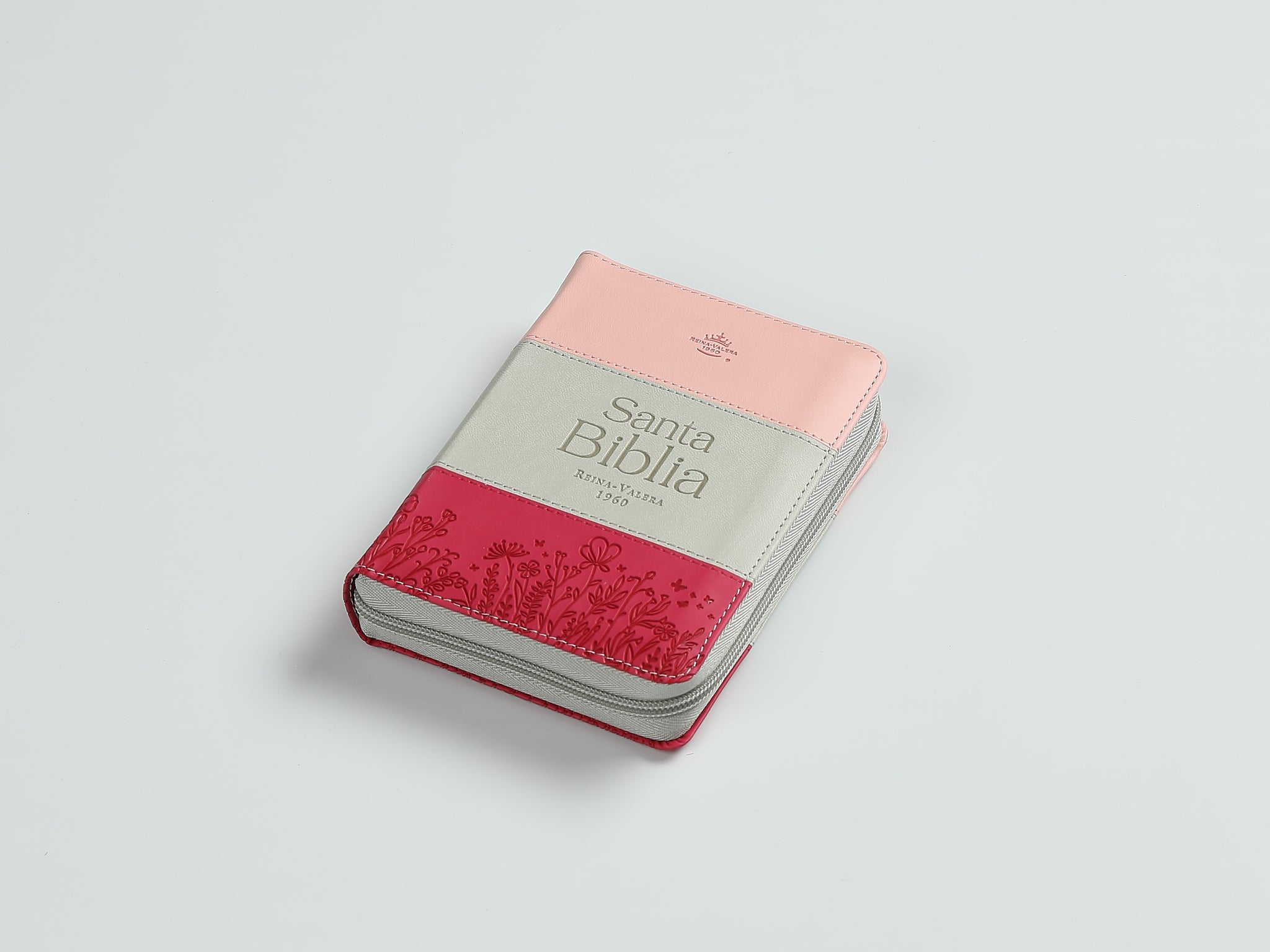 Biblia Reina Valera 1960 – 025 – Con Concordancia – Letra 8 pts – 10x14 cm – Cierre – Indice- Tricolor Rosa/Blanco/Fucsia