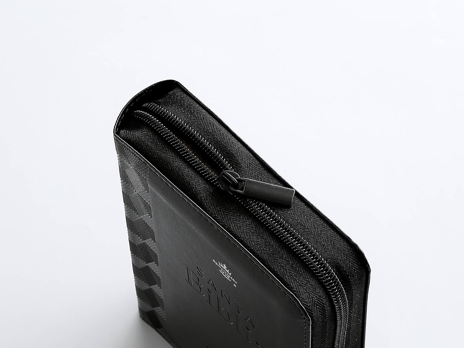 Biblia Reina Valera 1960 – 035 – Con Concordancia – Letra 12 pts – 13x18 cm – Cierre - Negro