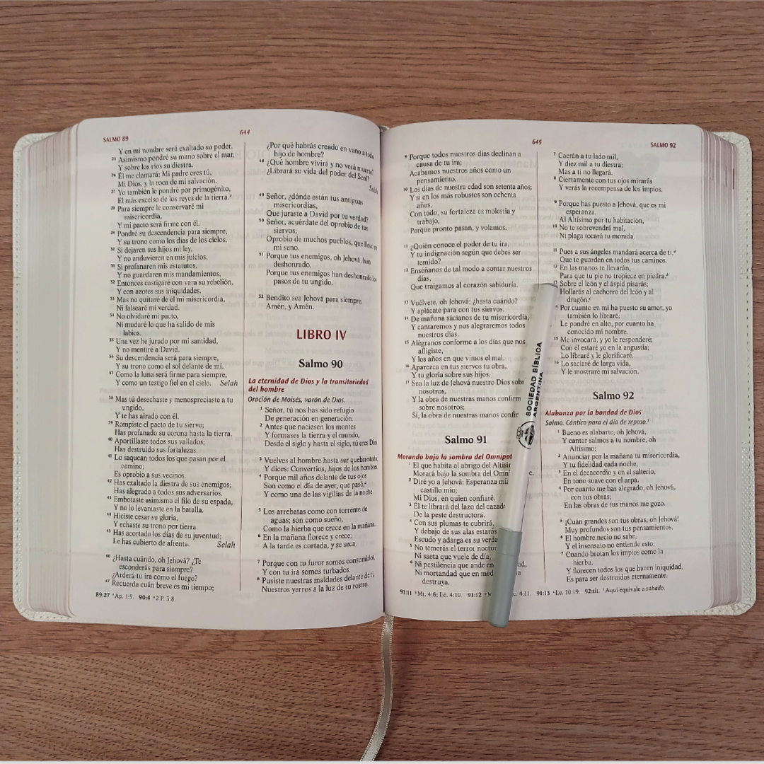 Biblia De Estudio Devocional Los Lenguajes Del Amor Blanca