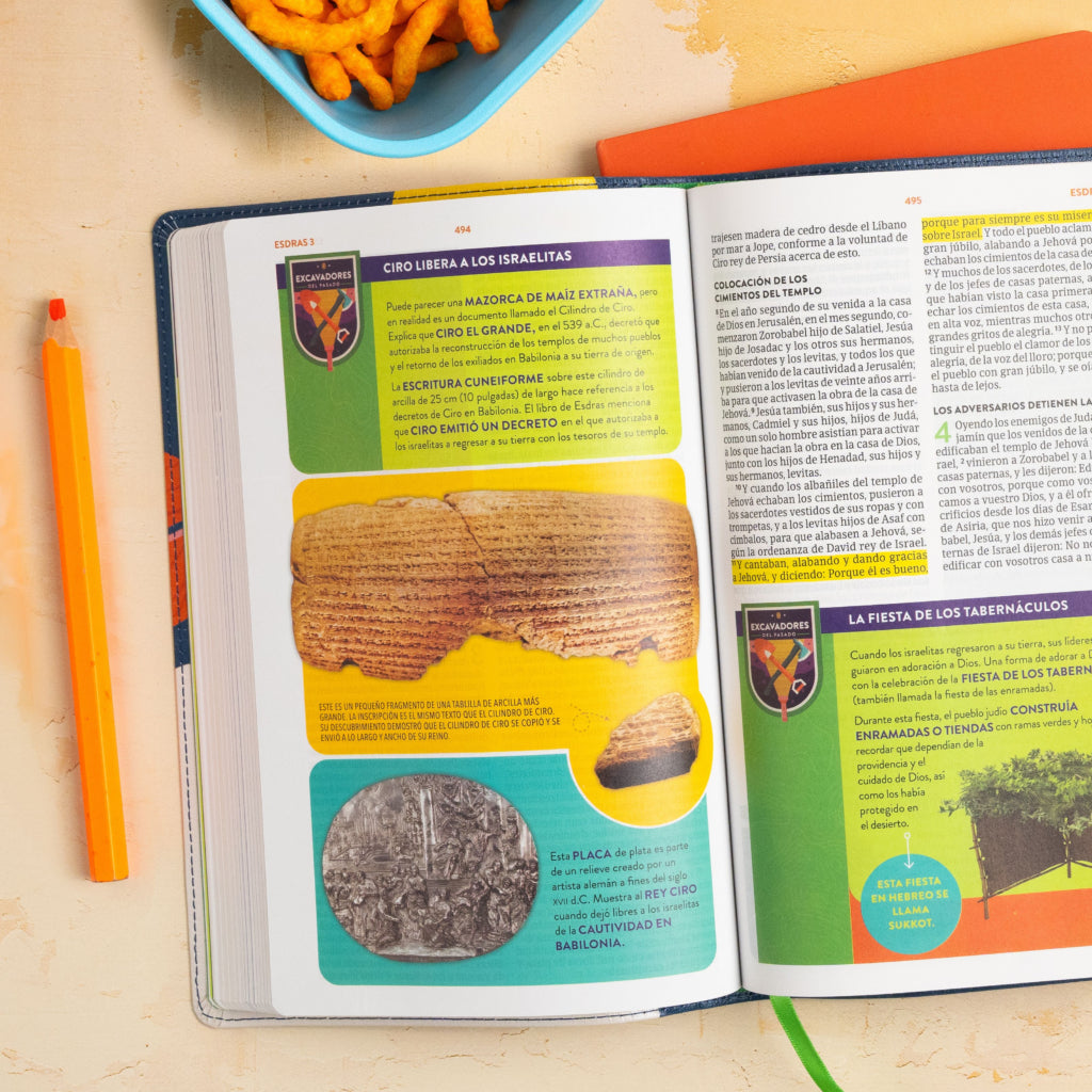 Biblia Reina Valera 1960 para Niños Exploradores Azul Cósmico Simil Piel