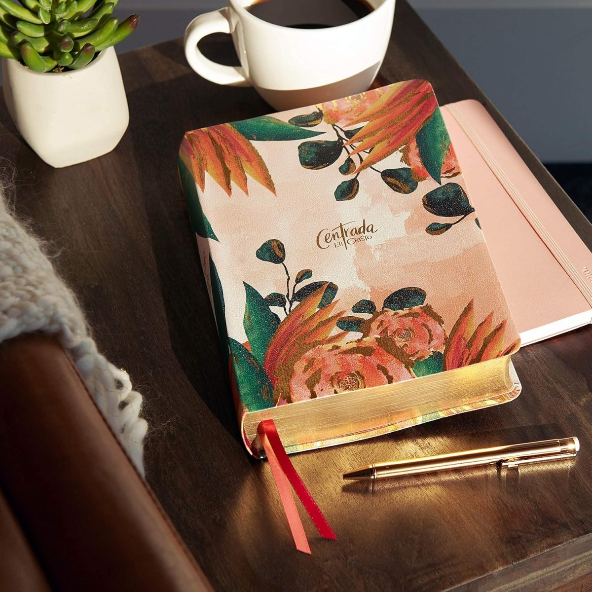 Biblia Reina-Valera 1960 Centrada En Cristo, Letra 9,5 Pt, 18×25, Índice, Tapa PU, Floral