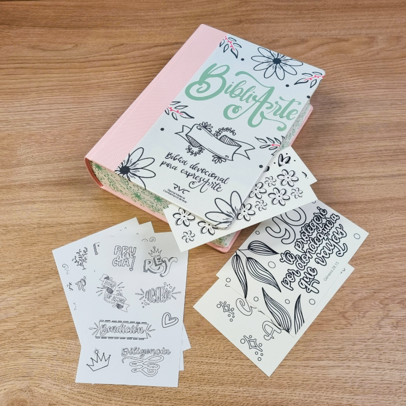 Biblia Creativa e Ilustrada RVC - Tapa Dura Rosa con Devocionales y Stickers