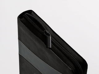 Biblia Reina Valera 1960 · 13,8x21,2 cm · Letra grande 12,5 pt · Con cierre · Diseño bitono negro y gris
