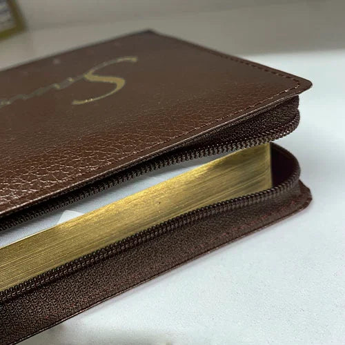 Biblia Reina Valera 1960 Letra Estándar Con Concordancia Con Cierre Tapa PU Marrón 14 x 21 cm