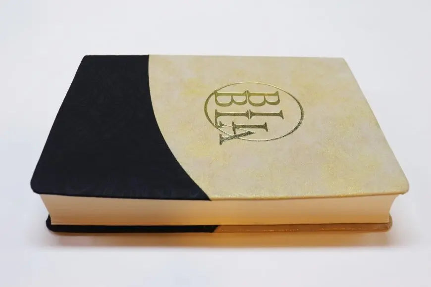 Biblia Reina Valera 1960 – 085 – Con Concordancia – Letra 12 pts – 17x23,5 cm – Palabras de Jesús en Rojo – Cierre – Negro/Beige