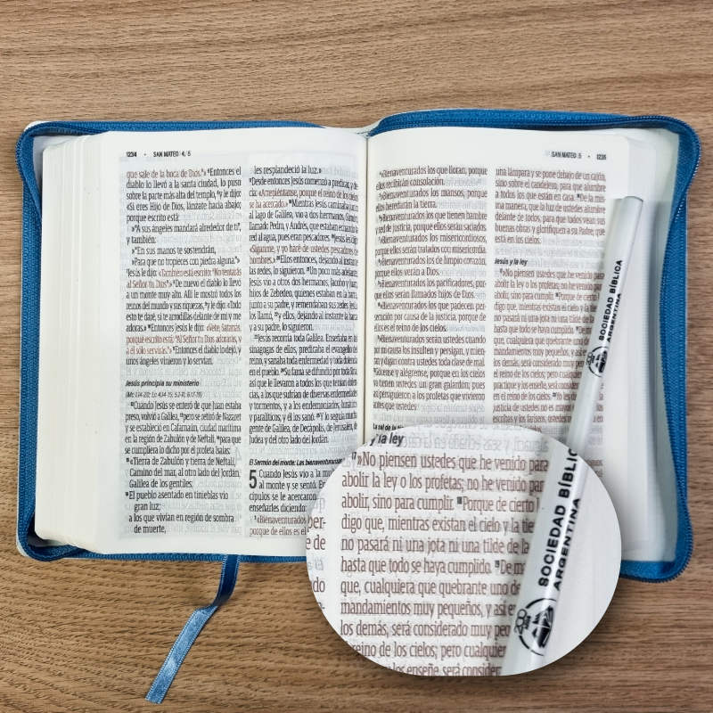 Biblia Reina Valera Contemporánea – Tapa Vinil Blanca, con Cierre, Concordancia, Palabras de Jesús en Rojo, Letra 13 Puntos